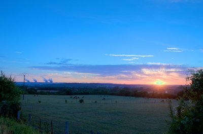 Nuclear sunset_4815671170_l.jpg